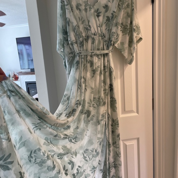 Baltic Born Kia Kimono - Picture 2 of 6